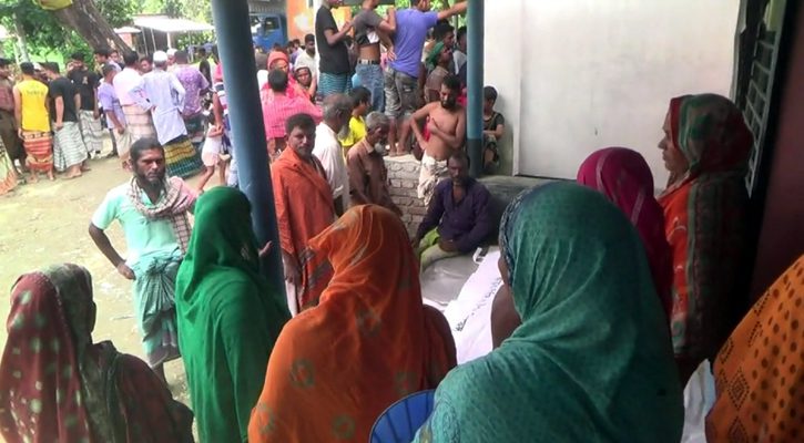 পাওনা টাকা চাওয়ায় কলা চাষিকে পিটিয়ে হত্যা!