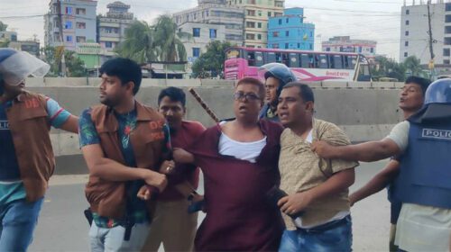 নারায়ণগঞ্জে পুলিশ বিএনপি সংঘর্ষে গুলিবিদ্ধ ৫, আটক ৫