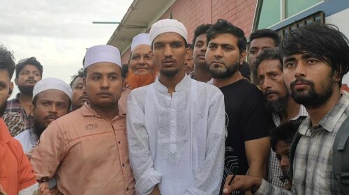 পায়ে হেটেই মক্কায় হজ করবেন কুমিল্লার যুবক আদিব