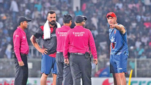 বিতর্কে জড়িয়ে জরিমানার কবলে আফগান কোচ-ক্রিকেটার