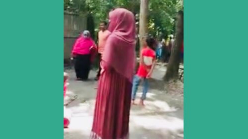 নোয়াখালীতে বিয়ের দাবিতে প্রেমিকের বাড়িতে প্রেমিকার অনশন