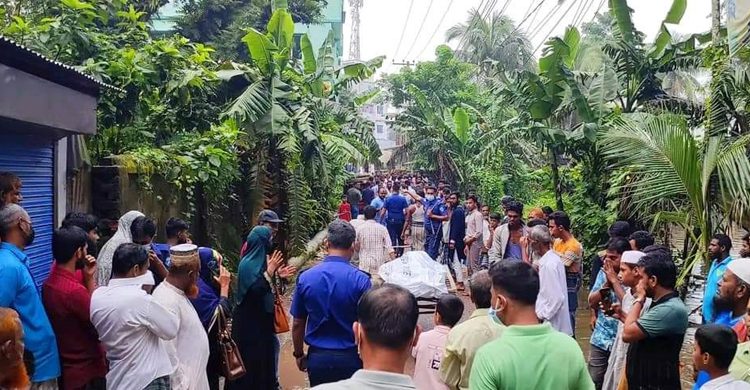 কিস্তির টাকা তুলতে গিয়ে লাশ হলেন এনজিওকর্মী
