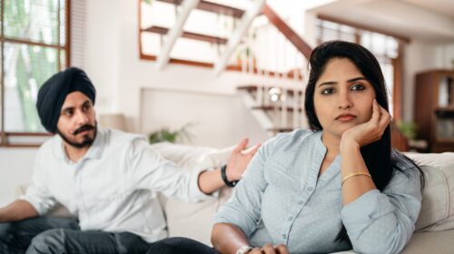 যেভাবে বুঝবেন সম্পর্কের অবনতি হচ্ছে