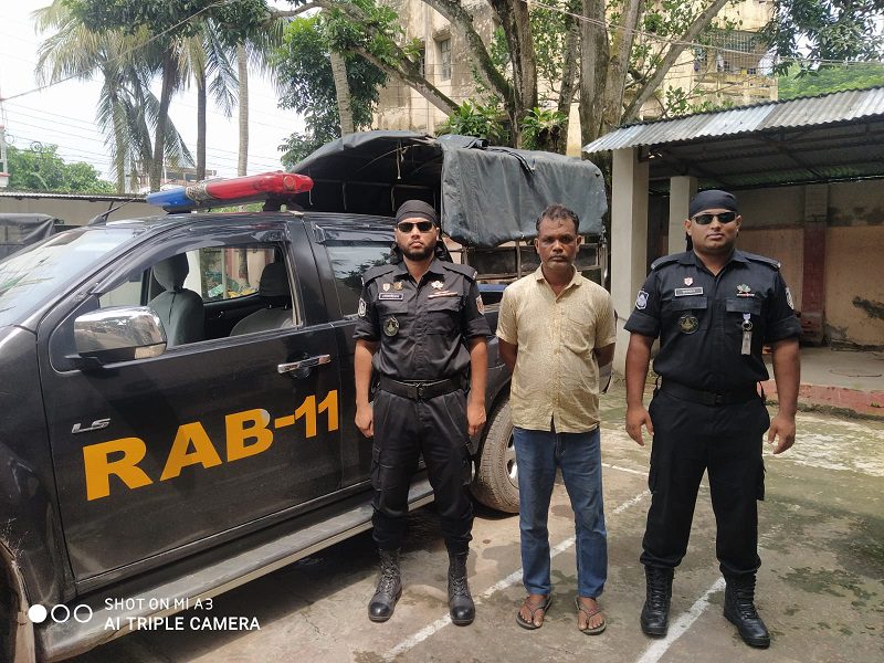 কুমিল্লার ধর্মপুর থেকে ৬০ কেজি গাঁজাসহ আটক ১