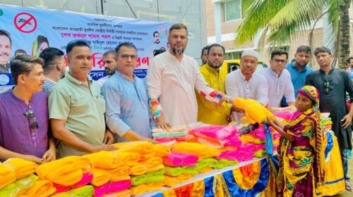 তিতাসে সর্ব সাধারন ও ডেঙ্গু রোগীদের মাঝে শতাধিক মুশারি বিতরণ