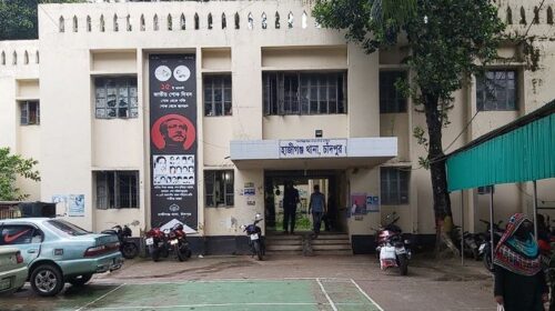 হাজীগঞ্জে পানিতে মিলল দুই নারী-শিশুর মরদেহ
