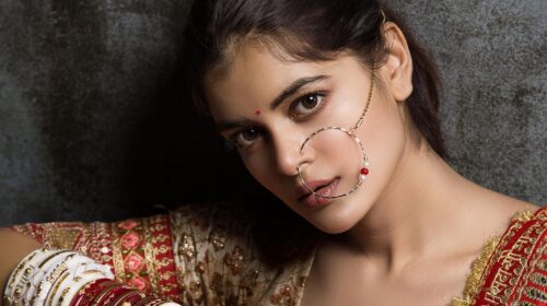 নতুন যে ইঙ্গিত দিলেন মধুমিতা সরকার