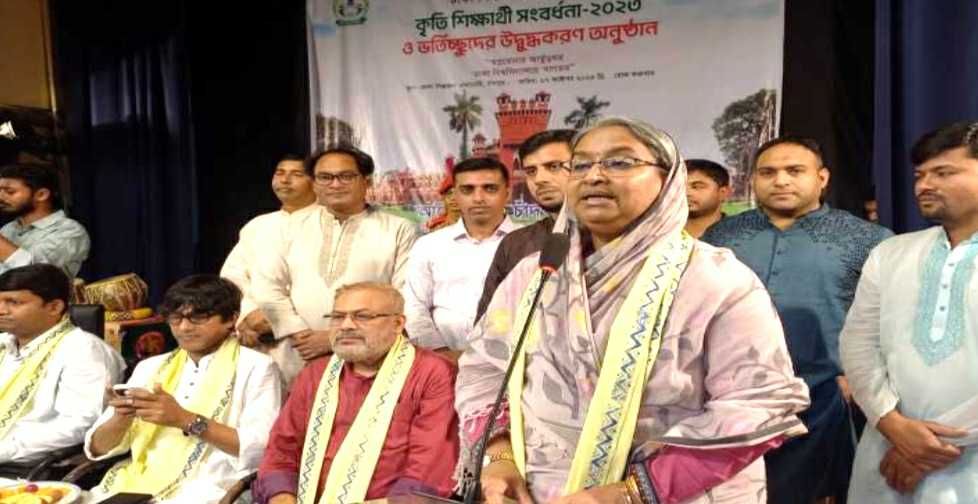 শিক্ষাক্রম পরিবর্তনের বিষয়ে অভিভাবকদেরও সচেতন হতে হবে: শিক্ষামন্ত্রী