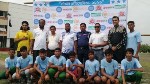 দাউদকান্দিতে সাঁতার প্রতিযোগিতা অনুষ্ঠিত