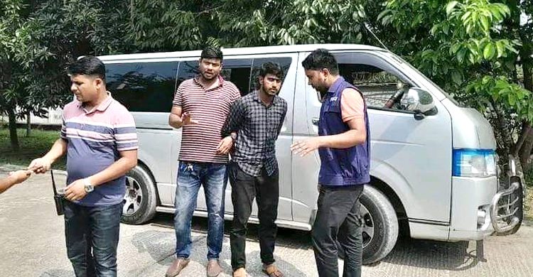 চাঁদপুরের হাজীগঞ্জে স্বামী হত্যায় স্ত্রীর পরকীয়া প্রেমিক গ্রেফতার