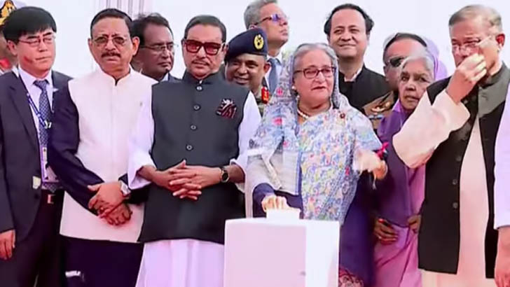 দুয়ার খুলল বহুল প্রতীক্ষিত বঙ্গবন্ধু টানেলের