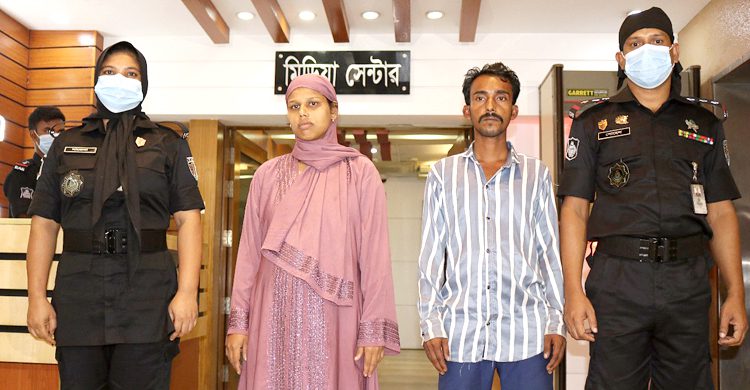 টাকা না পেয়ে ৩ জনকে গলা কেটে হত্যা করে সাগর-ইশিতা