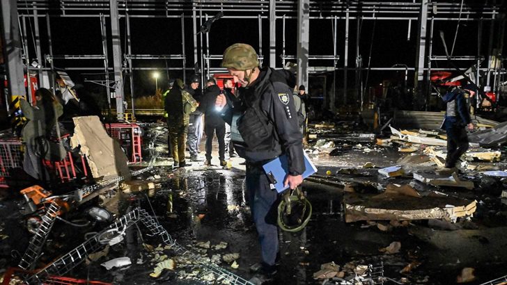 খারকিভে রুশ ক্ষেপণাস্ত্র হামলা, নিহত ৬