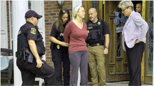 যুক্তরাষ্ট্র্রে ছাত্রকে ধর্ষণের অভিযোগে শিক্ষক গ্রেপ্তার