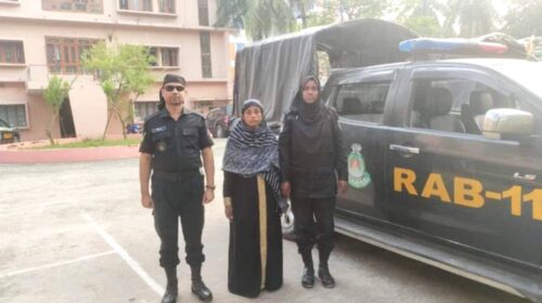 কুমিল্লায় সীমান্ত থেকে মাদক এনে খুচরা বিক্রি করত কহিনুর